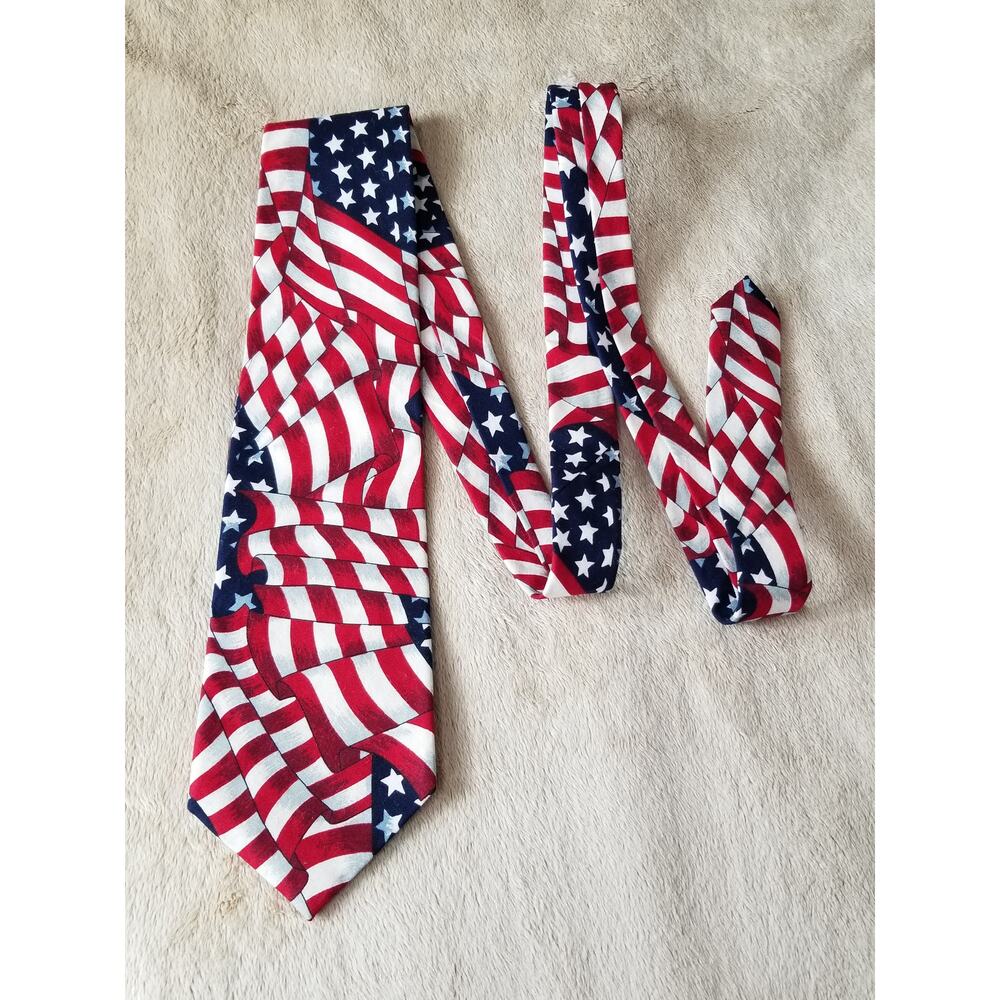 BEANS McGEE Men's Tie American Flag Red 100% Cotton Made In USA Vintage